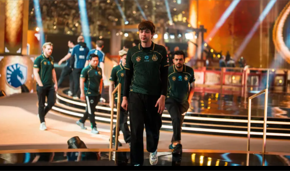Dota 2 roster shuffle September 2026 Team Liquid Nisha departure MidOne Wisper additions and Team Falcons disbandment tracker
