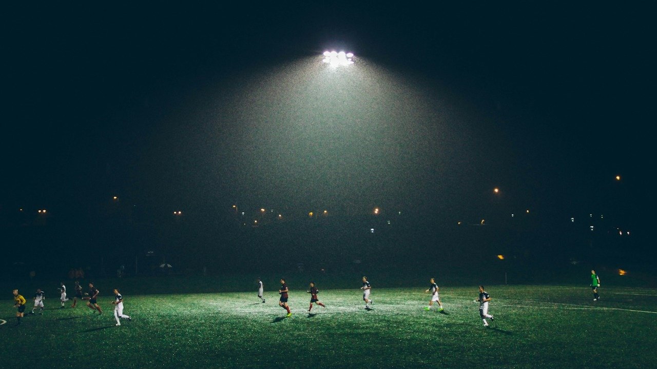 FC 25 Soccer Pitch Under Floodlights